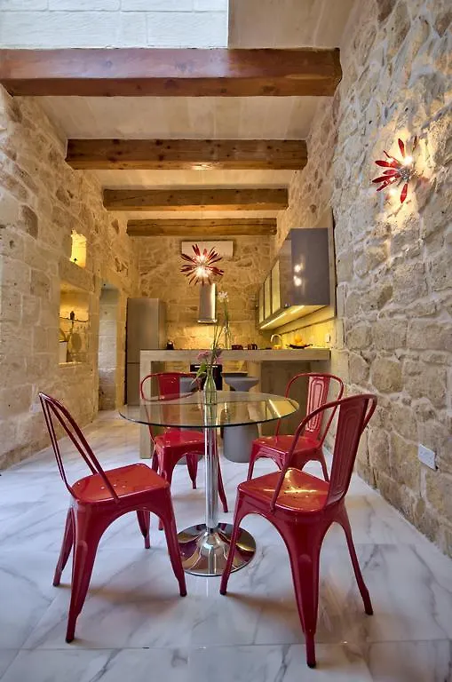 Hébergement de vacances Villa Ta Rozamari à Żejtun
